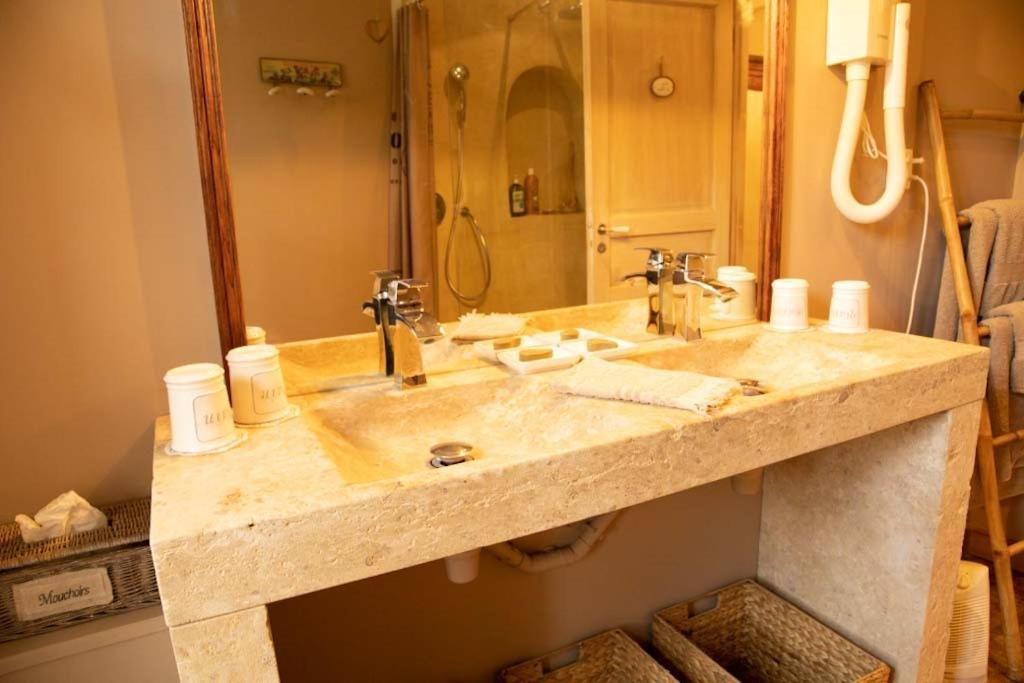 Le Logis Saint Victor Hotel Coufouleux Екстериор снимка