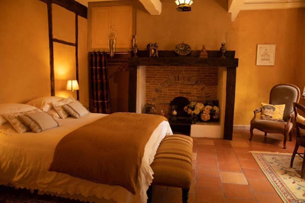 Le Logis Saint Victor Hotel Coufouleux Екстериор снимка